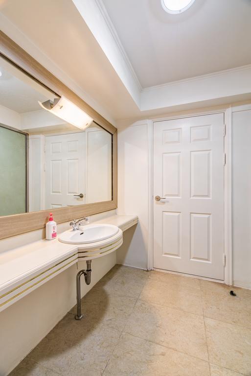 Gold Hill Gh House Hotel Seoul Bagian luar foto