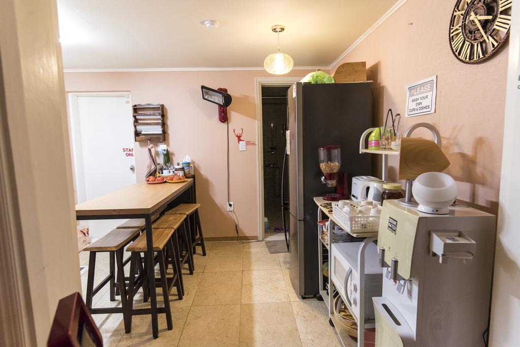 Gold Hill Gh House Hotel Seoul Bagian luar foto